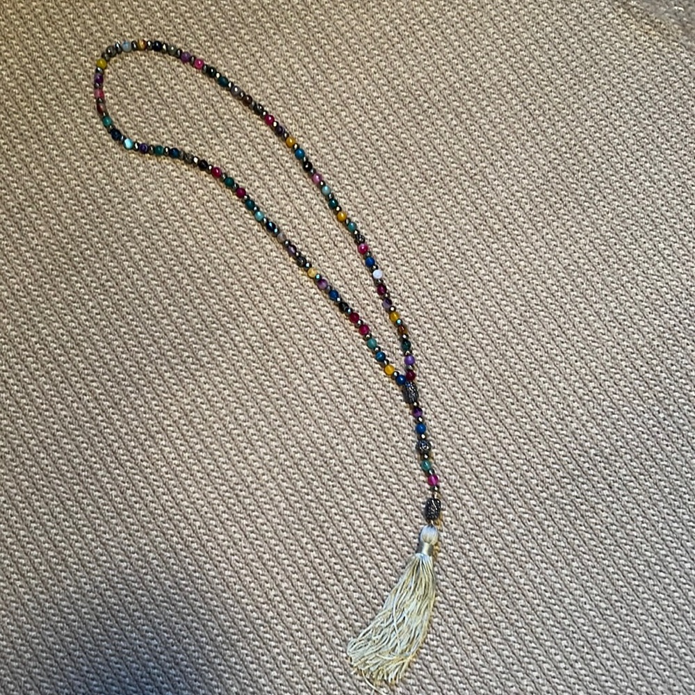 Multi color beaded necklace